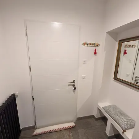 Villa With Swimming Pool Near Ocean And Forest